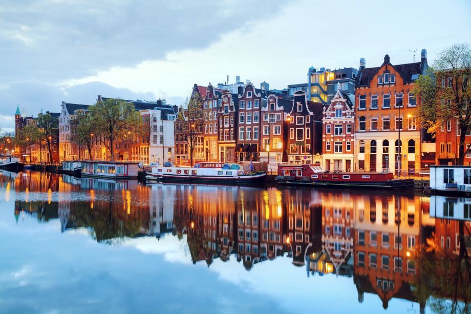 Dónde alojarse en Ámsterdam: Mejores zonas y hoteles