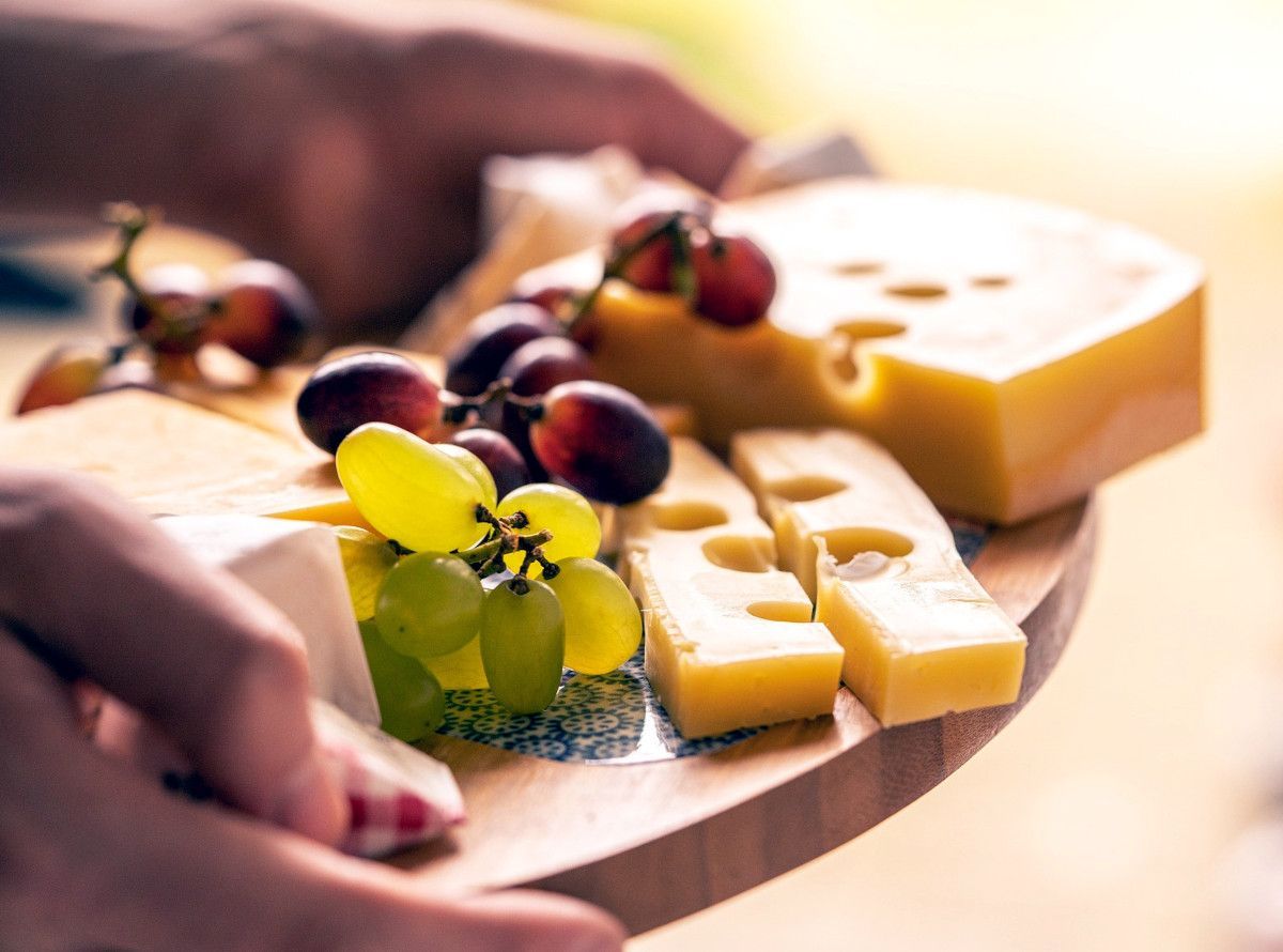 ¿Cuánto cuesta comer en Suiza? Precios 2026 Desayuno, almuerzo y cena
